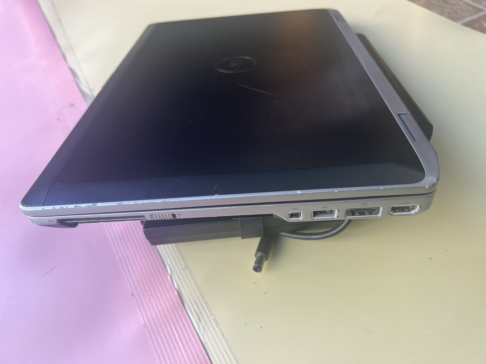 Dell Latitude E6520 Core i5-2540M 4GB RAM 128GB SSD WEBCAM BLUETOOTH 1920X1080