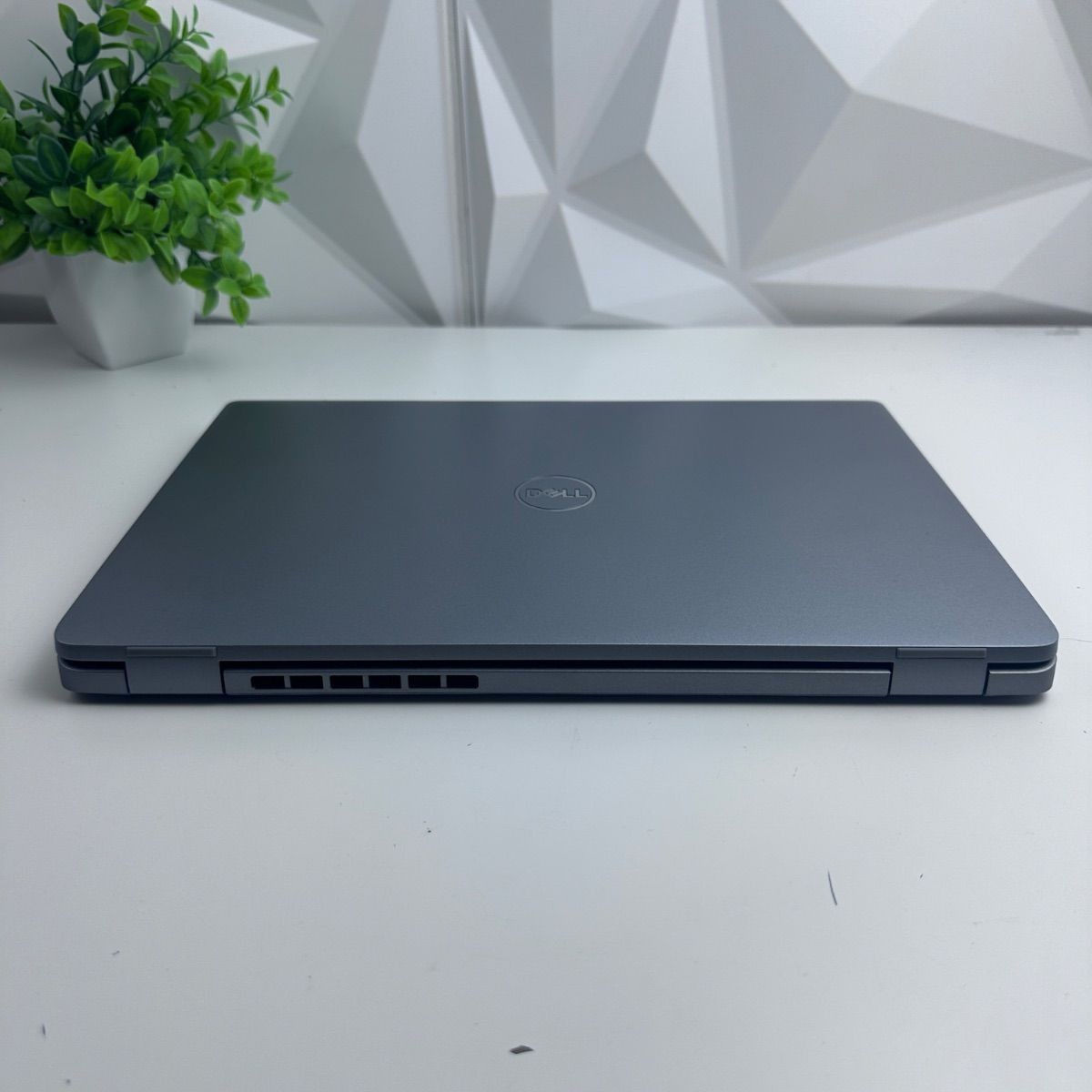 DELL Latitude 3340 Laptop, 13.3″ FHD, i5-1345U, 16GB, 256GB SSD *Please READ*