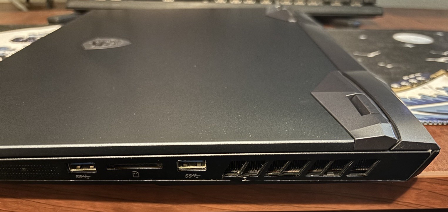 MSI GE66 Raider-15.6″ FHD 240Hz-i9 11980HK-16GB VRAM RTX 3080(140w)-1TB-32GB RAM