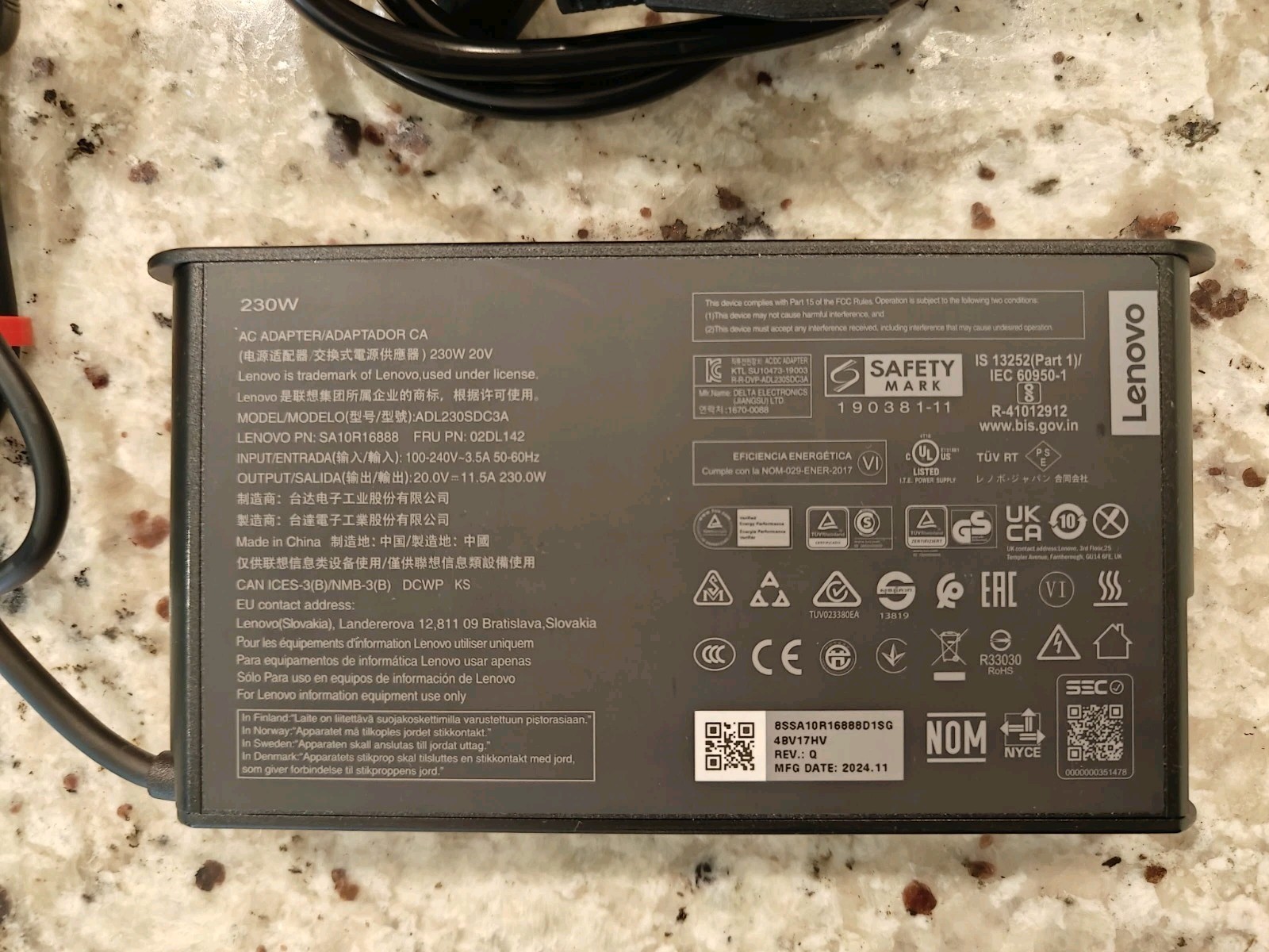 Lenovo Yoga Pro 9i Aura Edition 16″ 2.8K 120Hz OLED TOUCH Ultra 9 32GB 1TB SSD