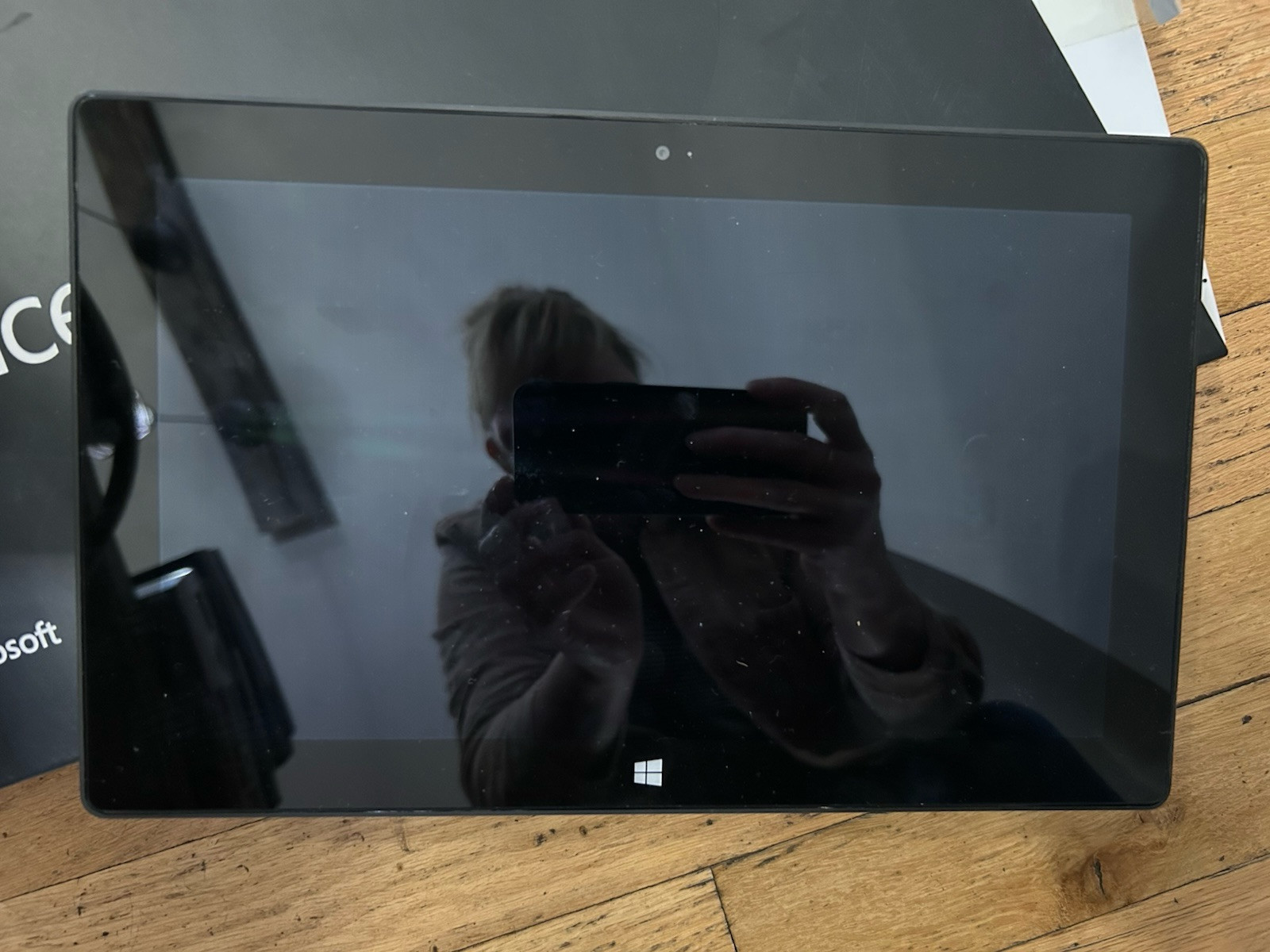 Microsoft Surface 1516 Windows RT 32G Tablet For Parts Stuck On Repair