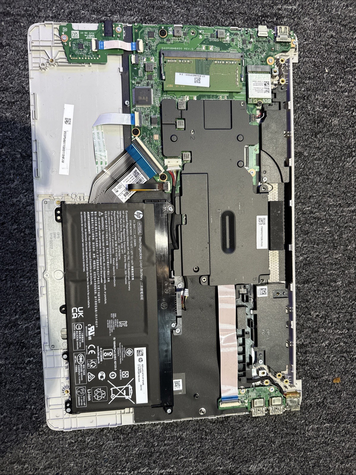 HP 15-DY0015ds 15.6″ Laptop For Part As Is Untasted