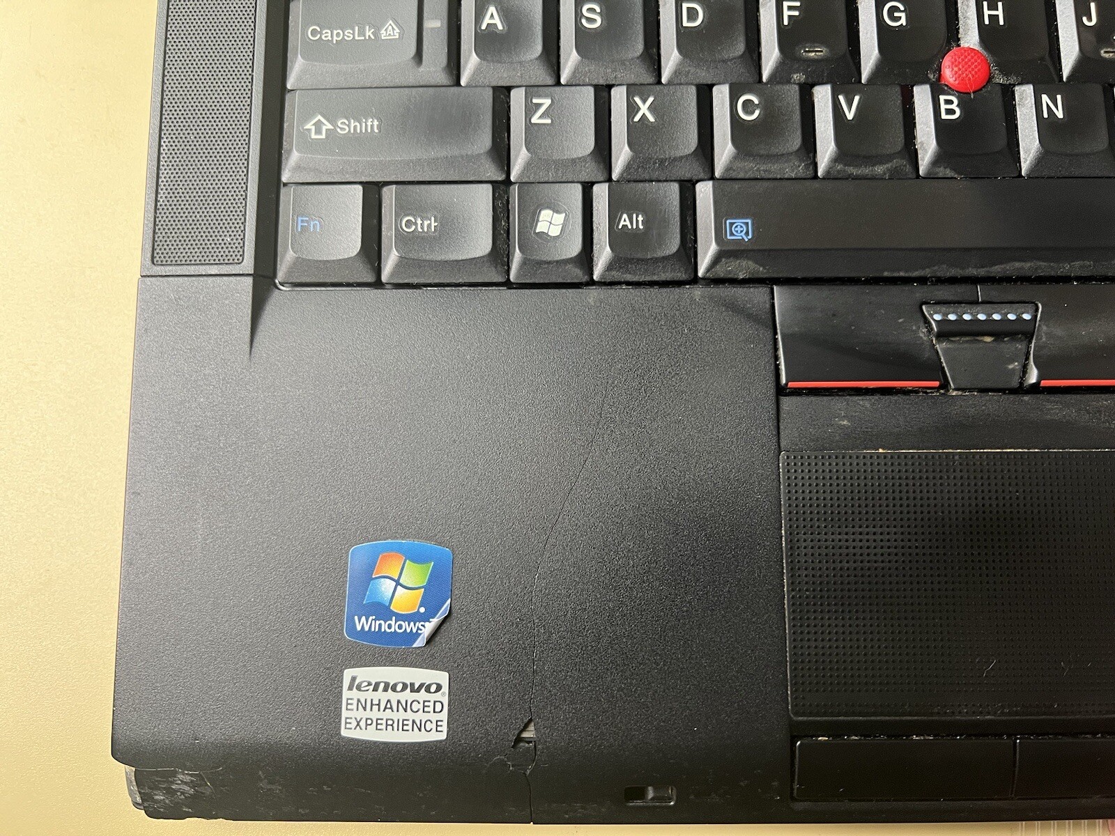 LENOVO THINKPAD T410s Core i5 M520 2.40GHz 2GB RAM 0GB HDD BIOS TESTED