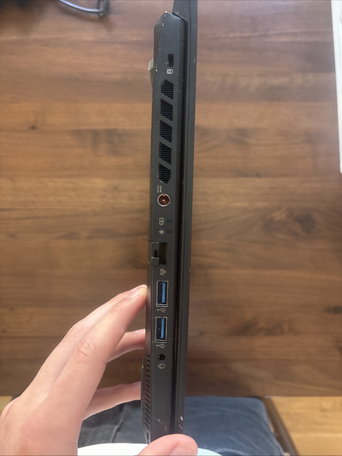 Acer Predator Helios 300 15.6″ (512GB SSD, Intel i7-9750H, 2.60GHz, 16GB RAM,…