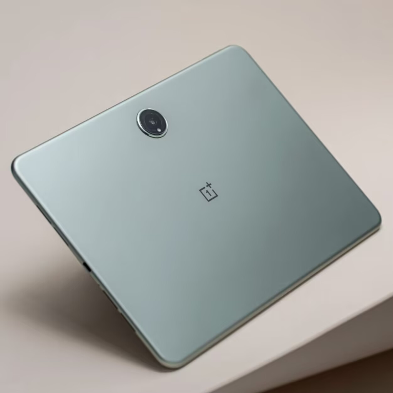 OnePlus Pad Pro 12.1″ 13MP napdragon 8 Gen 3 9510mAh Wi-Fi Android 14