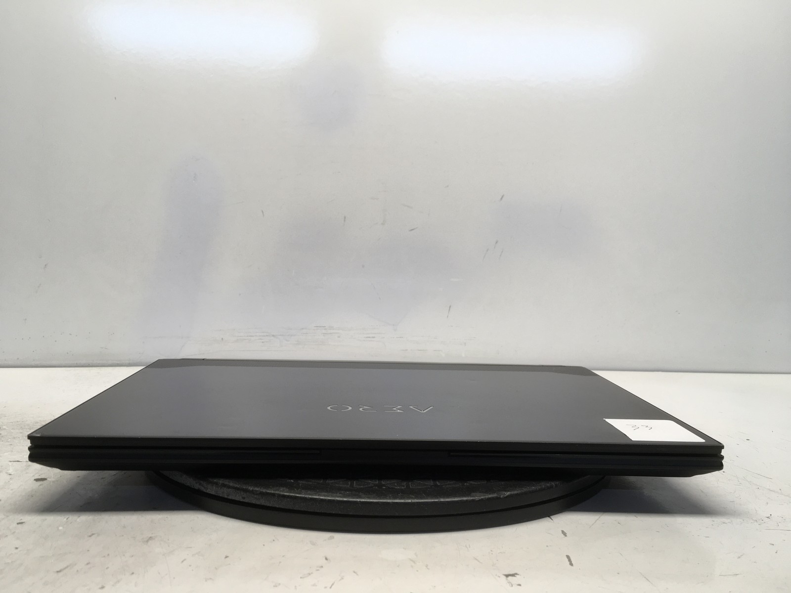 Gigabyte Aero 15 OLED Intel i7-10th Gen 2.3GHz No RAM NO HDD No Batt RTX 3060