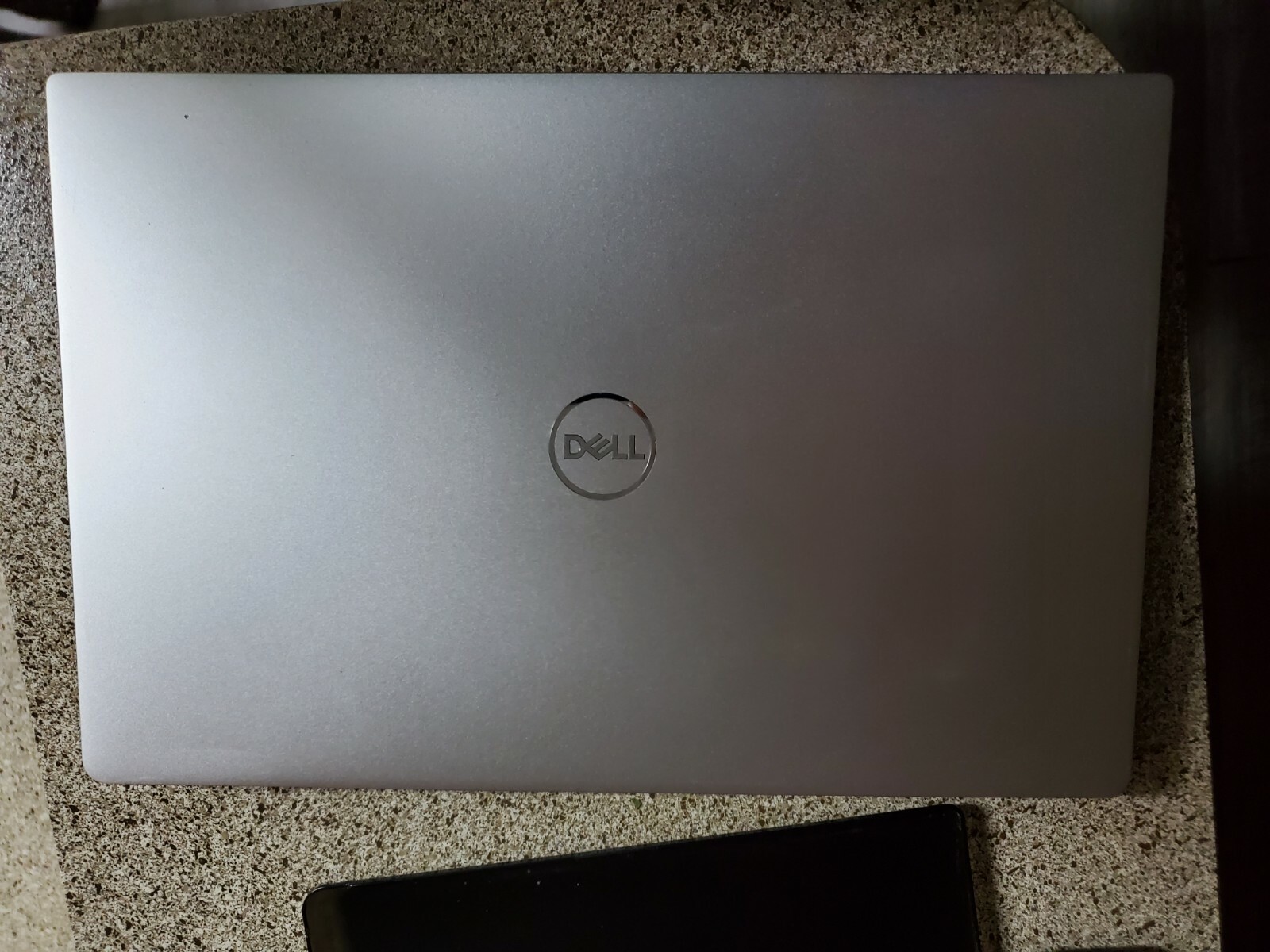 Dell XPS 13 9370 i7 8550U CPU @ 1.80 GHz 1.99 GHz 