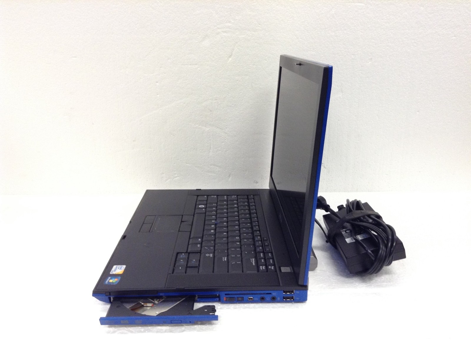 Dell Latitude E6500 Core 2 Duo T9900 3.06GHz 8GB DVD NVS160M, No HDD, WORKING