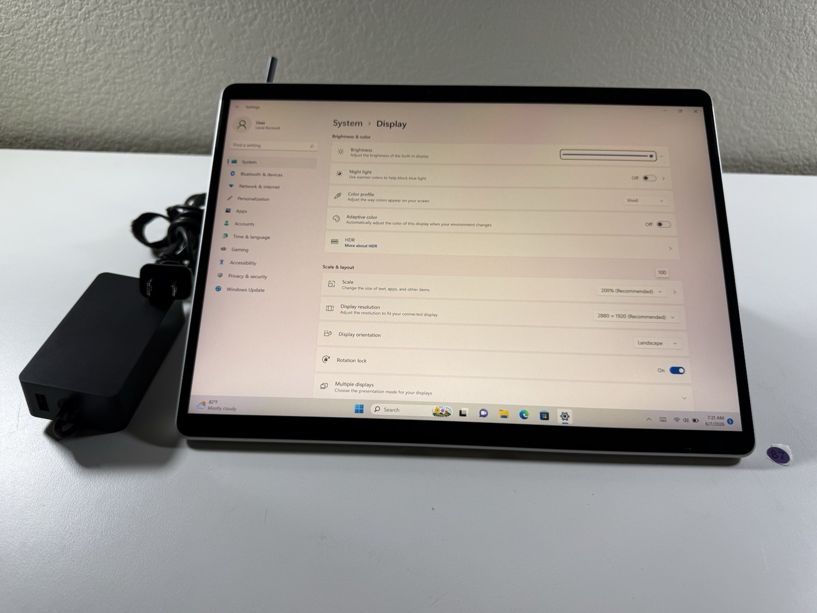 Microsoft Surface Pro 8 (1982) i5-1145G7 – 16GB RAM – 256GB 120Hz – Win 11 Pro