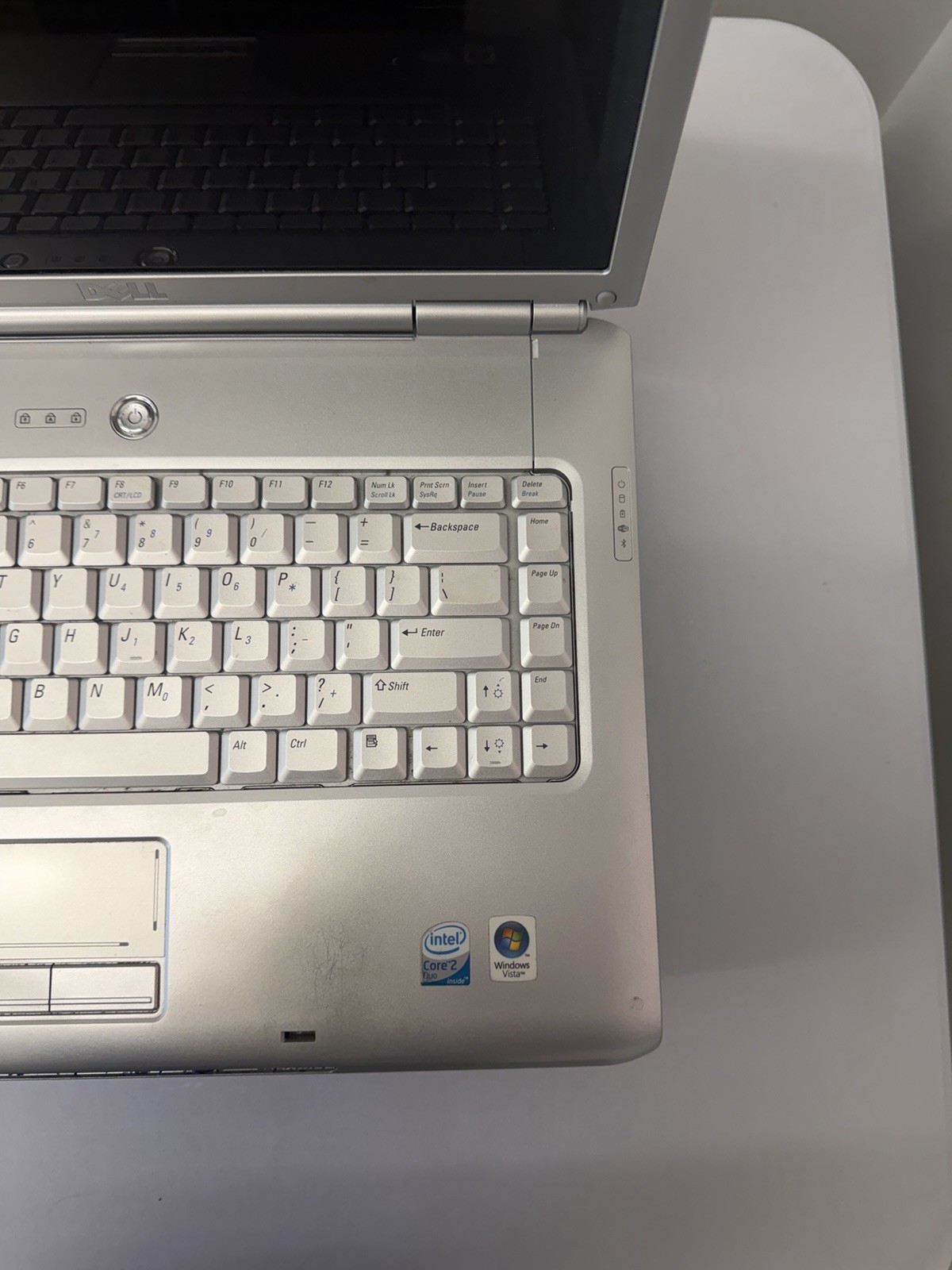 Dell Inspiron 1520 Laptop – Good Screen – Intel Duo 06FD – Read Desc