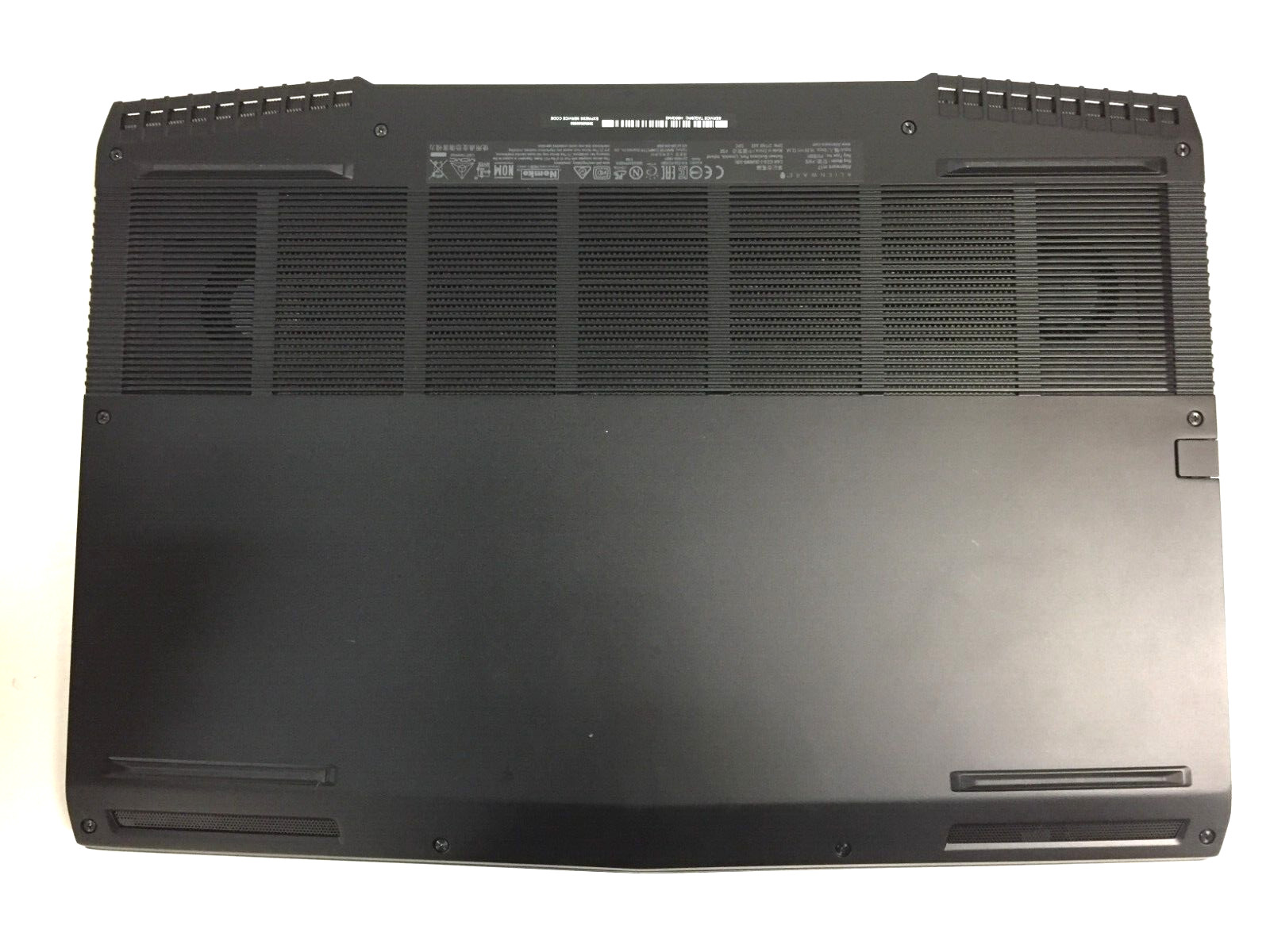 Alienware m17 17.3″ FHD Gaming Laptop/Intel i7-8750H/16GB/1TB HDD+256GB SSD/W10H