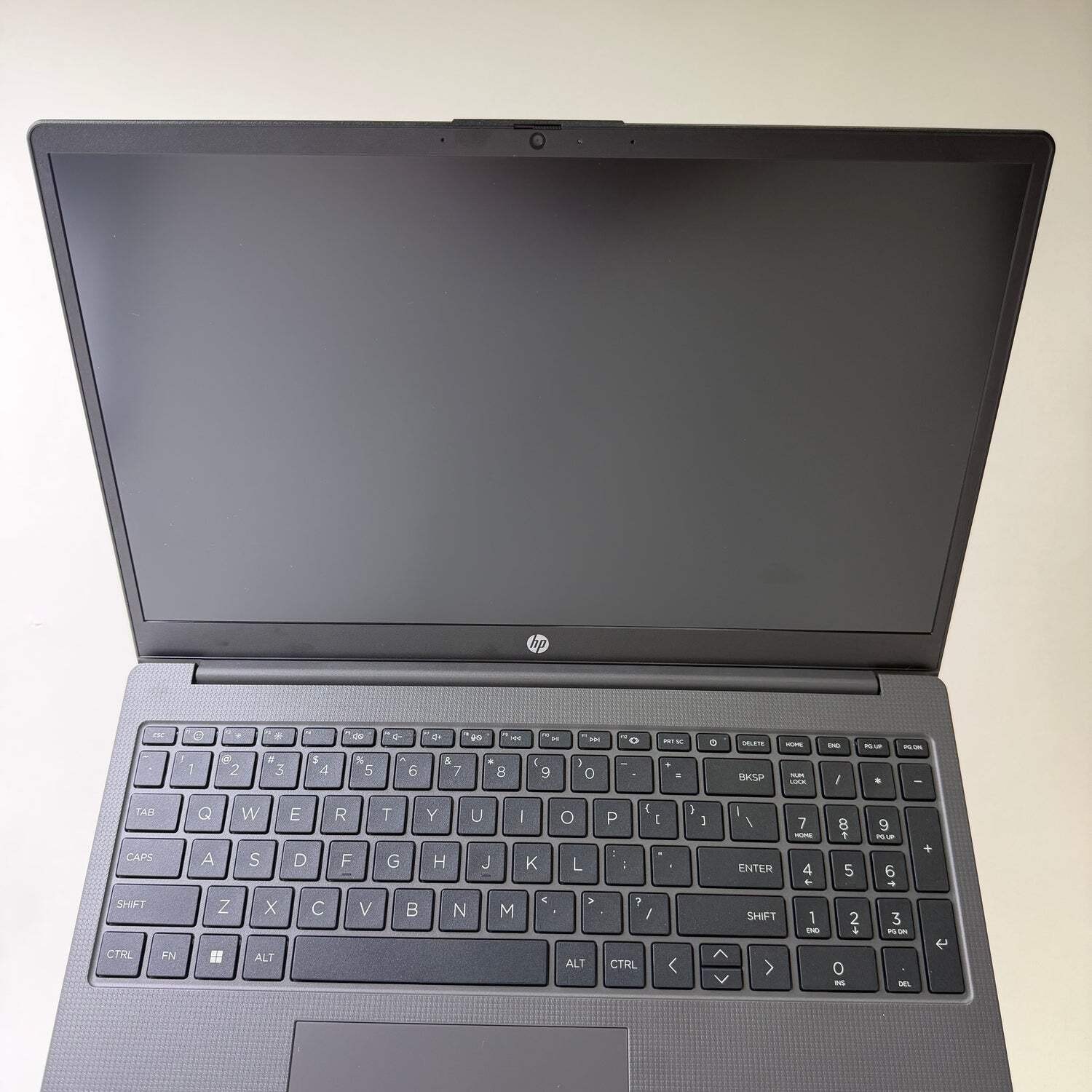 HP 255 G10 15.6″ Ryzen 7 7730U 2.0GHz 16GB RAM 512GB SSD READ
