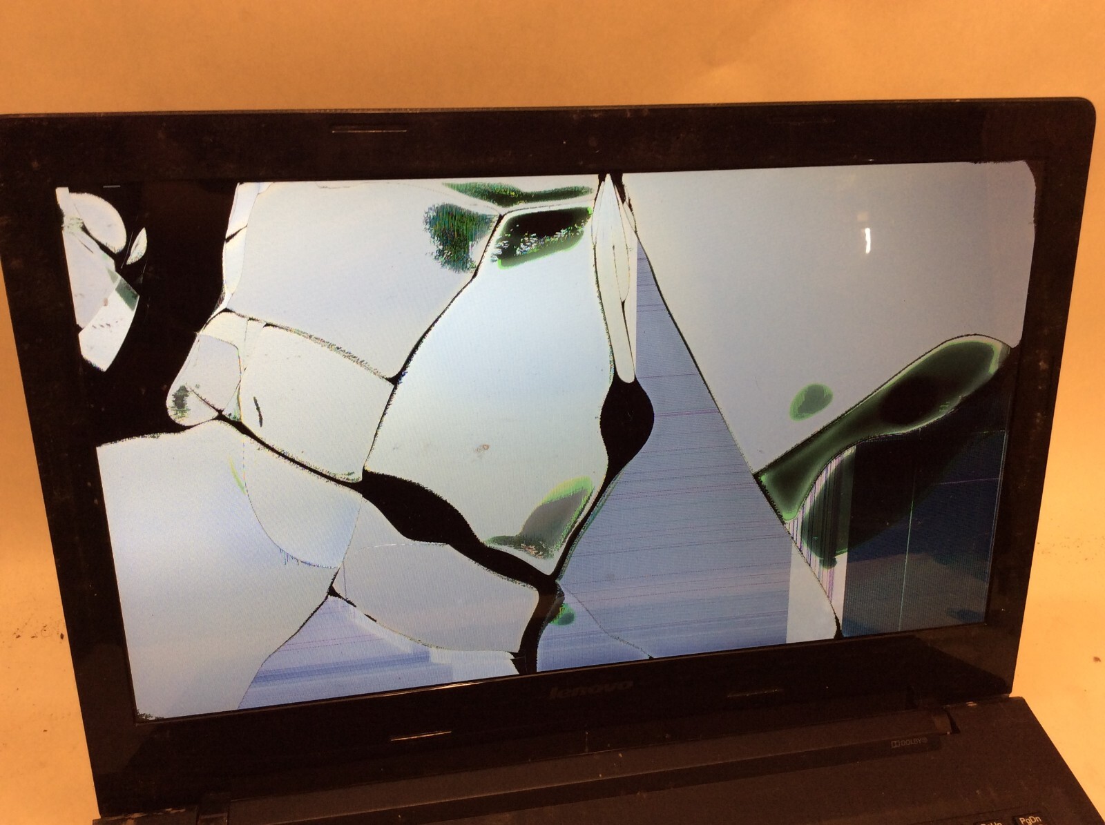 Lenovo G50-45 Laptop 15″ AMD RUINED SCREEN -PP
