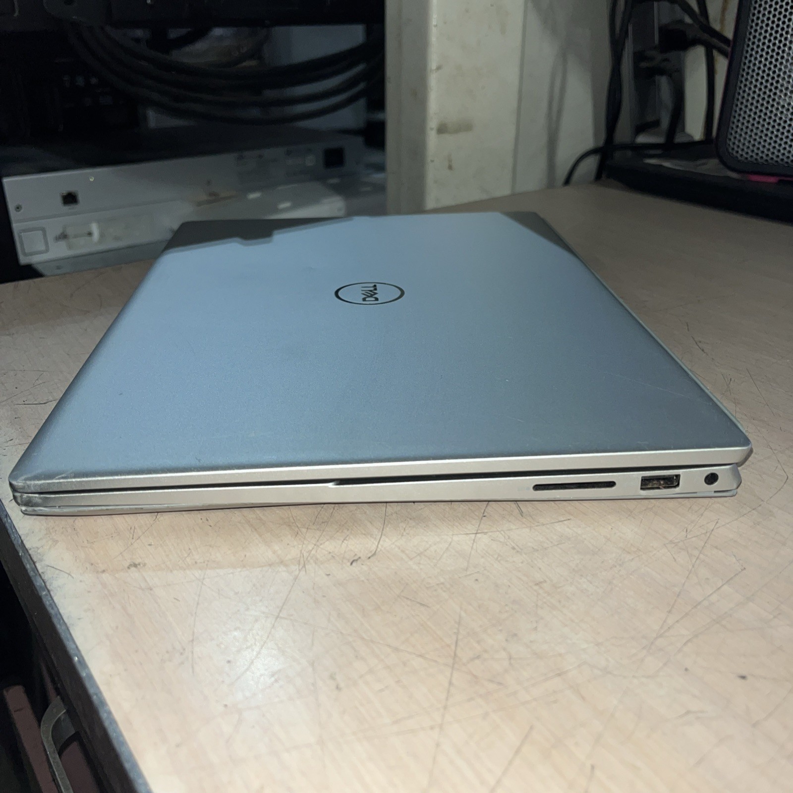 DELL INSPIRON 14 AMD RADEON 5 5000 8GB RAM NO HD