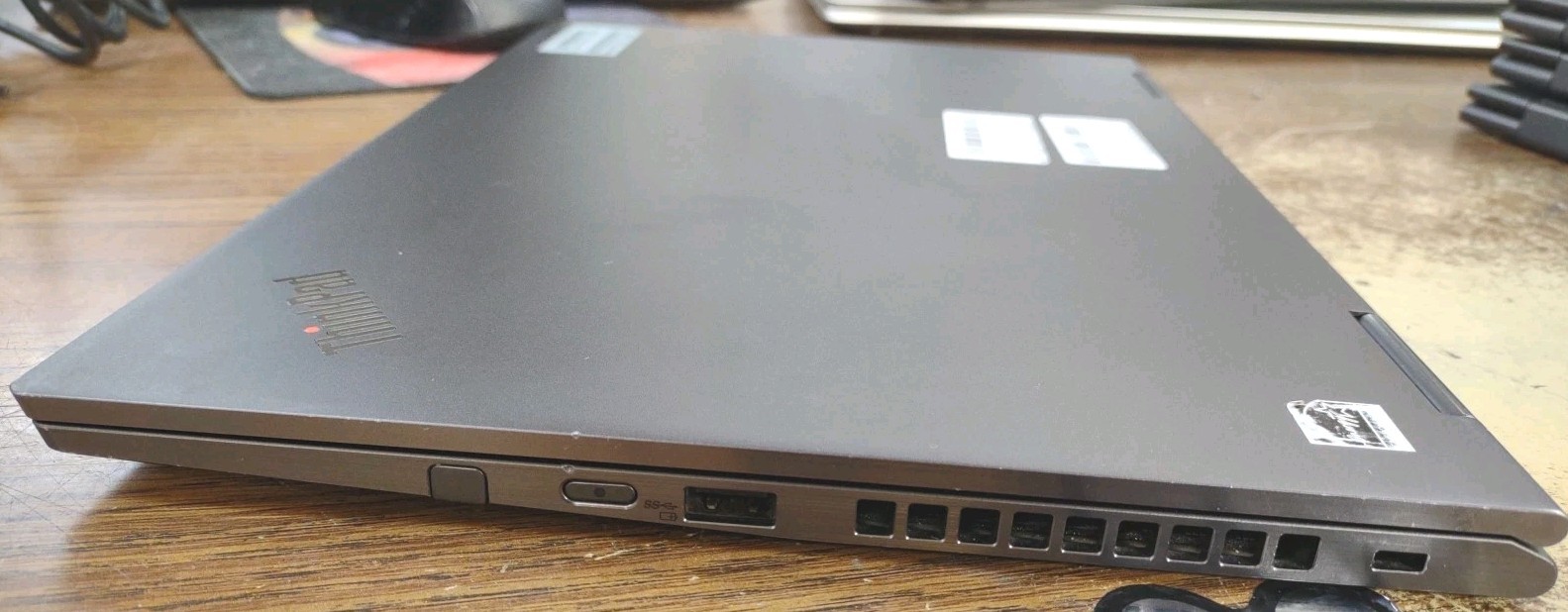 Lenovo ThinkPad X1 Yoga 4th Gen 14″ W/16GB, 256GB, i7-8665U, Touch, Stylus.