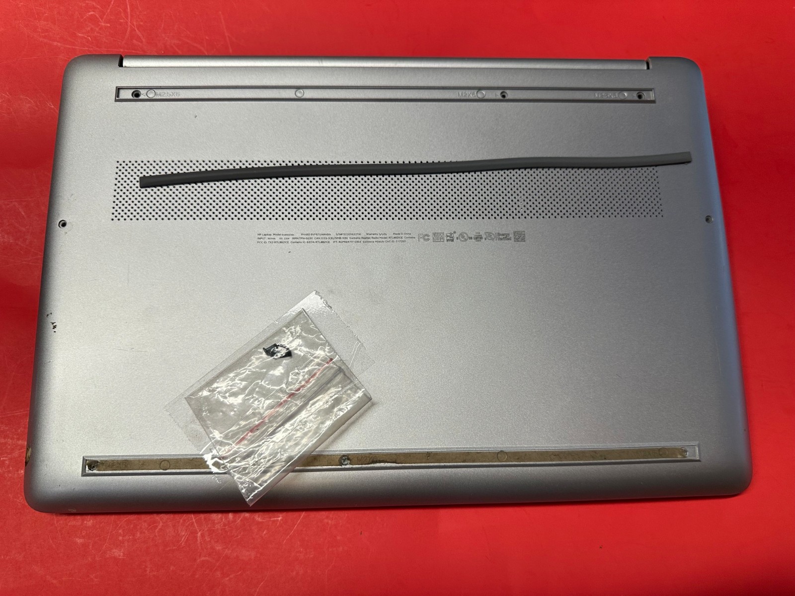 HP Laptop – 15-ef0023dx 15″ HD Touch RYZEN 5 3500U Radeon Vega 8 Webcam *READ*