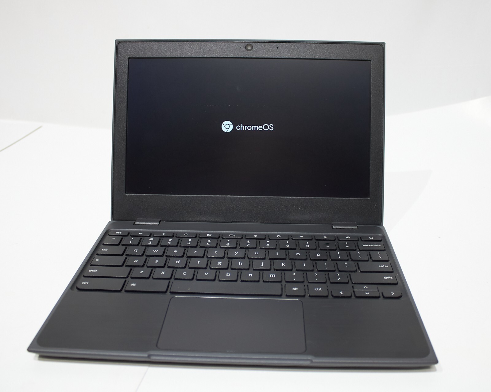 LENOVO 82CD0000US 100e Chromebook 2nd Gen 11.6″ HD A4-9120C 1.6GHz