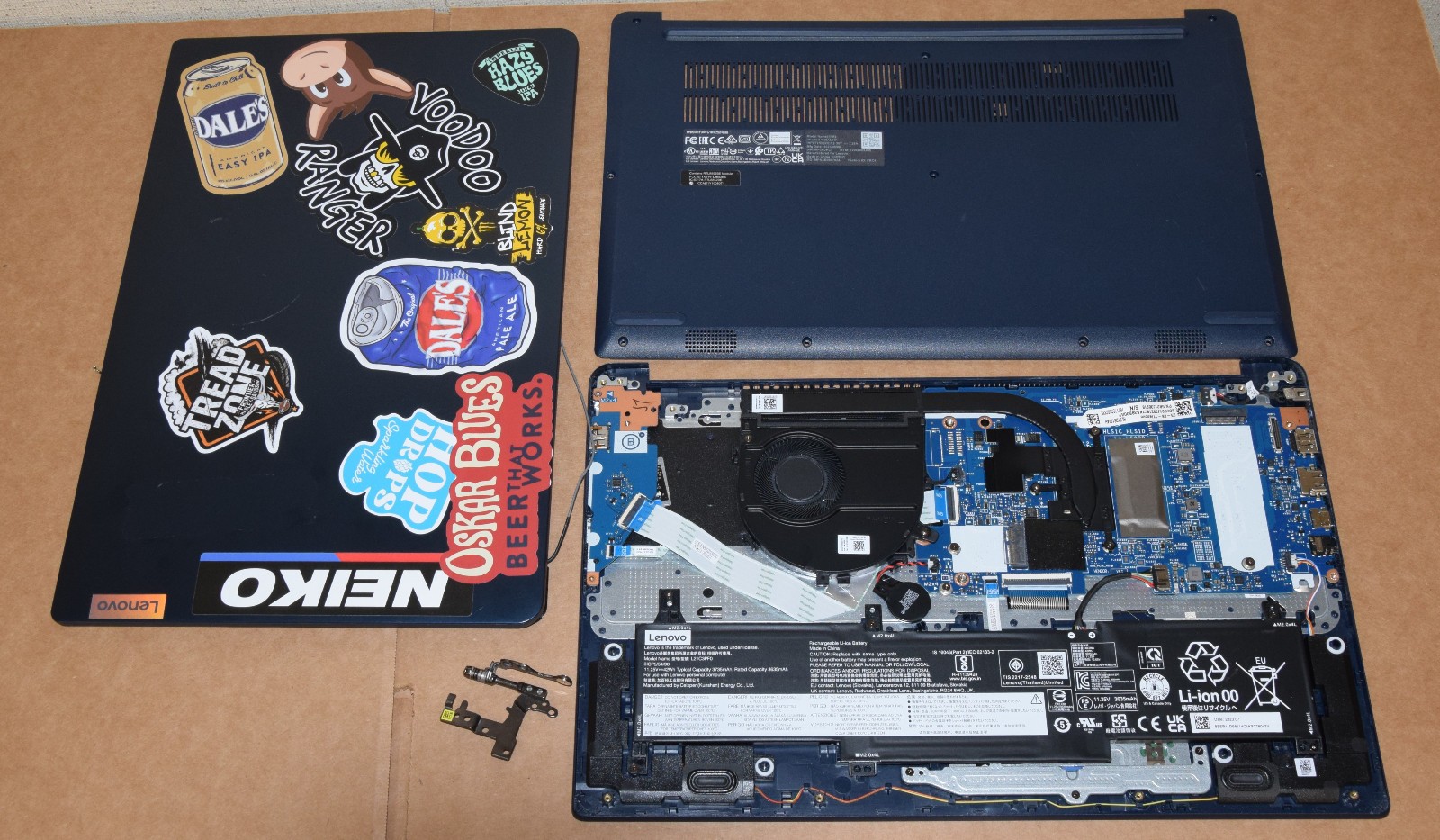 DAMAGED DEAD JUNK Lenovo Ideapad 1 15AMN7 15.6″ Laptop Incomplete AS IS Parts