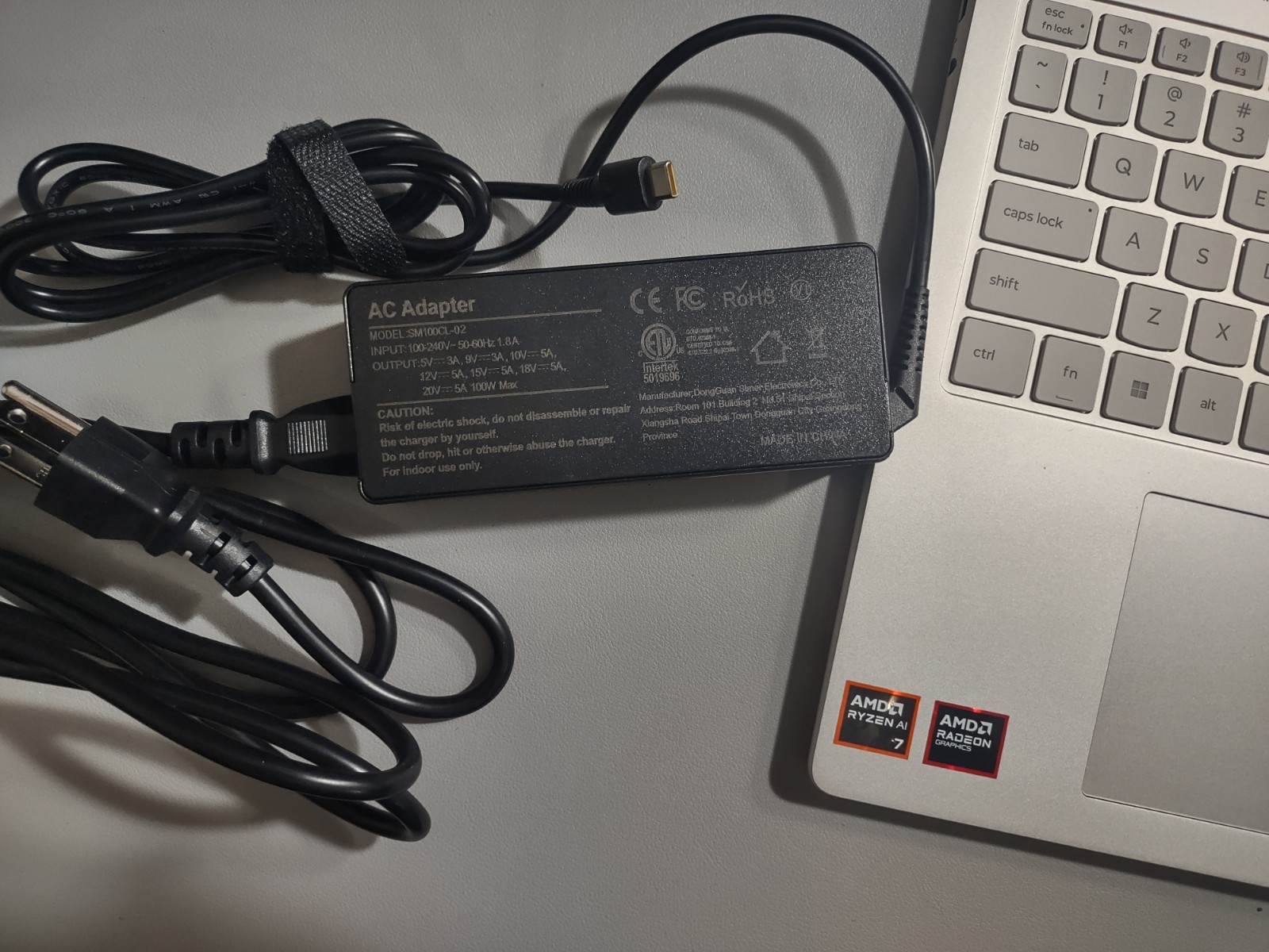 Lenovo Yoga 7 2-in-1 Ryzen AI 7 350 16GB RAM AMD Radeon 860M 1TB SSD