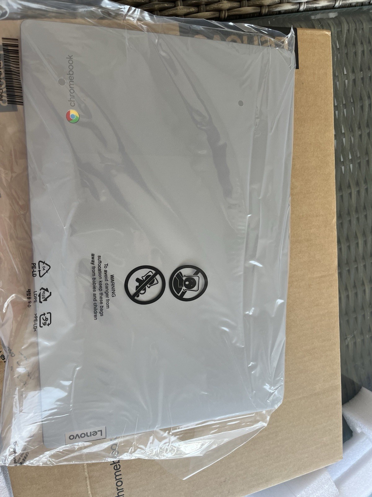 Brand New 15.6″ IdeaPad 3 Chrome 15IJL6 with 4 GB Ram, and 64GB