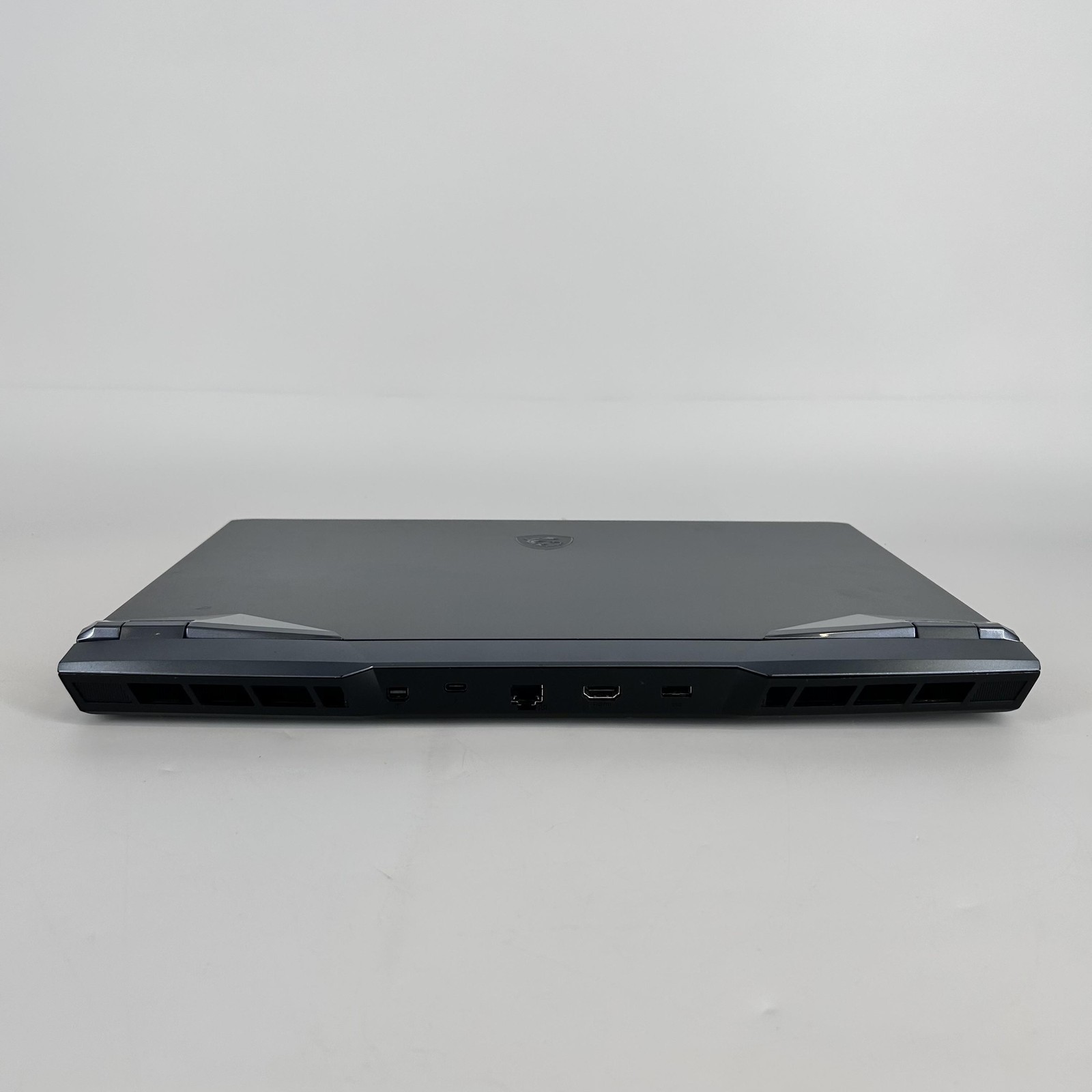 MSI Raider GE76 17.3 144Hz FHD i7-11800H 2.3GHz 16GB 1TB RTX 3060 Bad USB-C Port