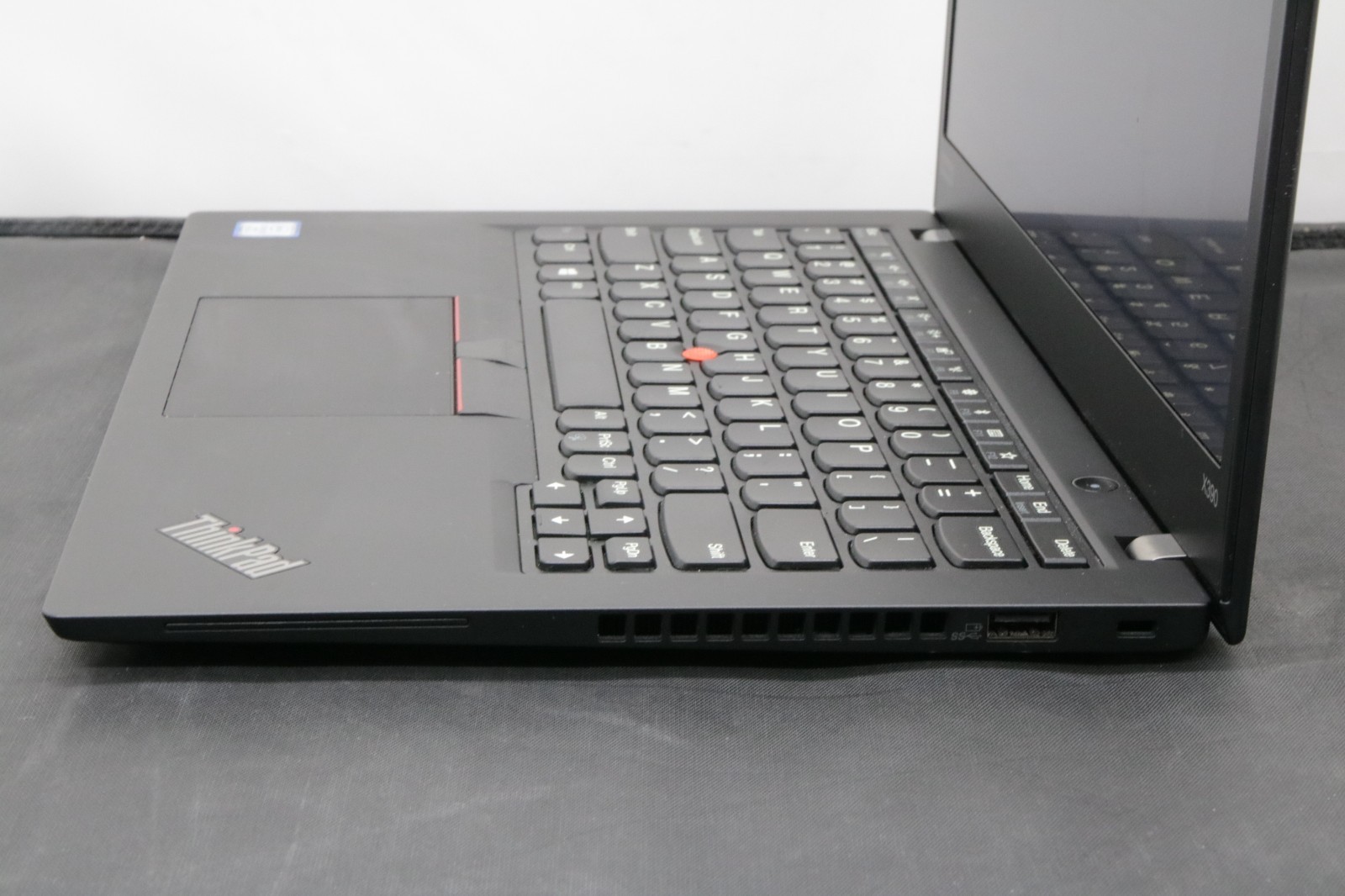 Lenovo ThinkPad X390 – i5-8365U – 8GB, 256GB, Windows 11 +Adapter