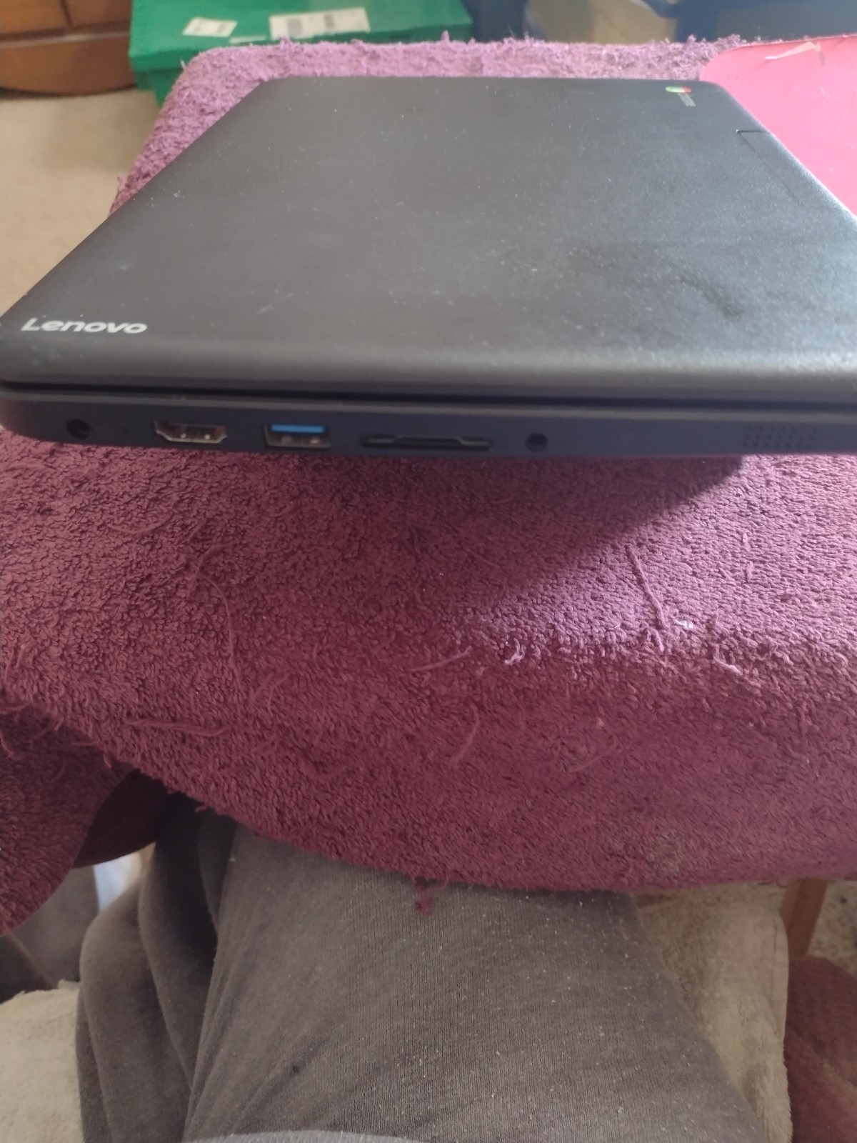 Lenovo N23 Chromebook 1.60 GHz 2GB Ram 16GB NICE CLEAN ZORIN OS WITH CHAGER