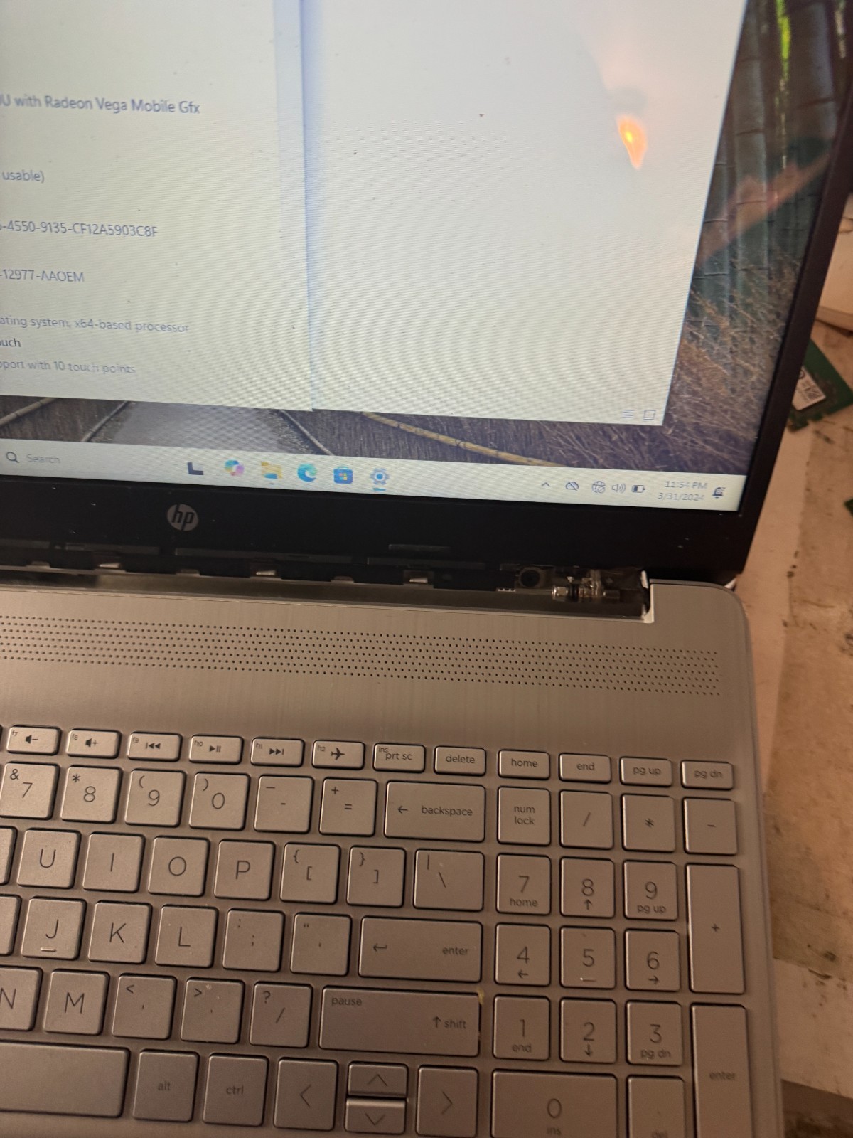 HP 15-EF0875MS AMD Ryzen 7 3700U, 12GB RAM, 256GB SSD, Win11 #5466