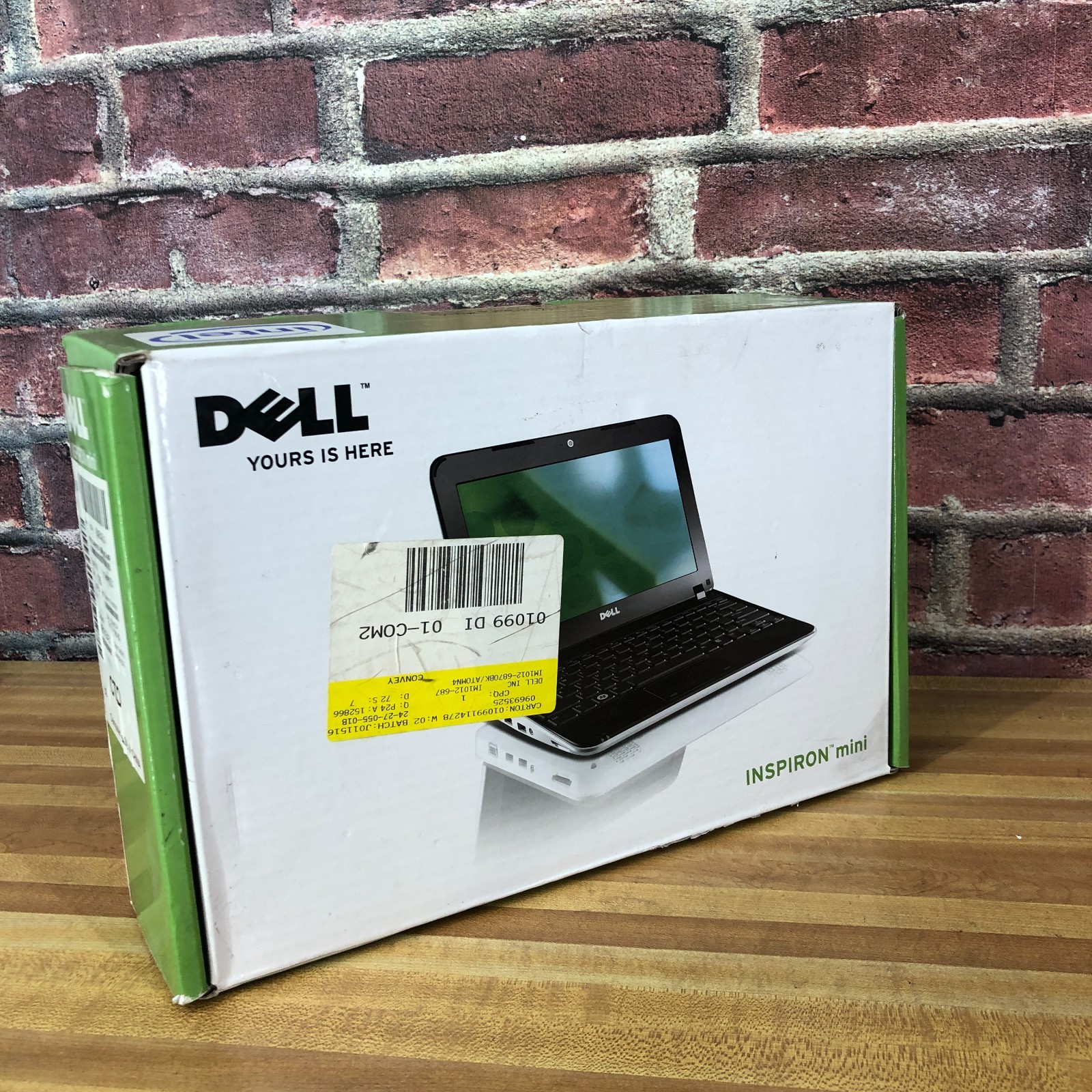 Dell Inspiron Mini Retro Gaming Laptop Intel Atom 1.66GHz 1GB RAM Windows 7 Pro