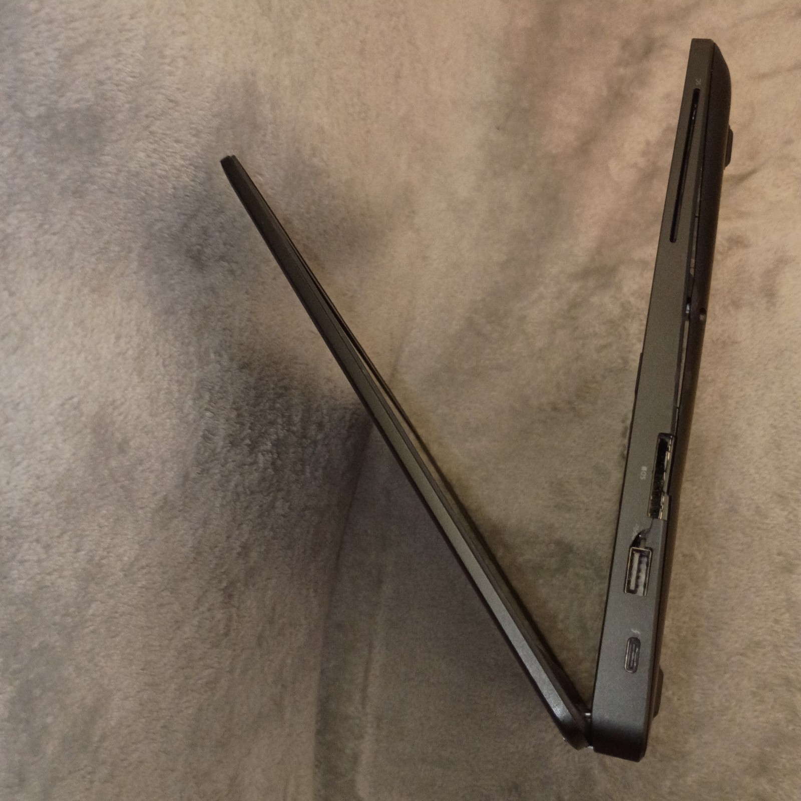 DELL LATITUDE 5480 i7-7820HQ 2.9GHz 8GB RAM 256GB SSD TOUCH NVIDIA 930MX REPAIR