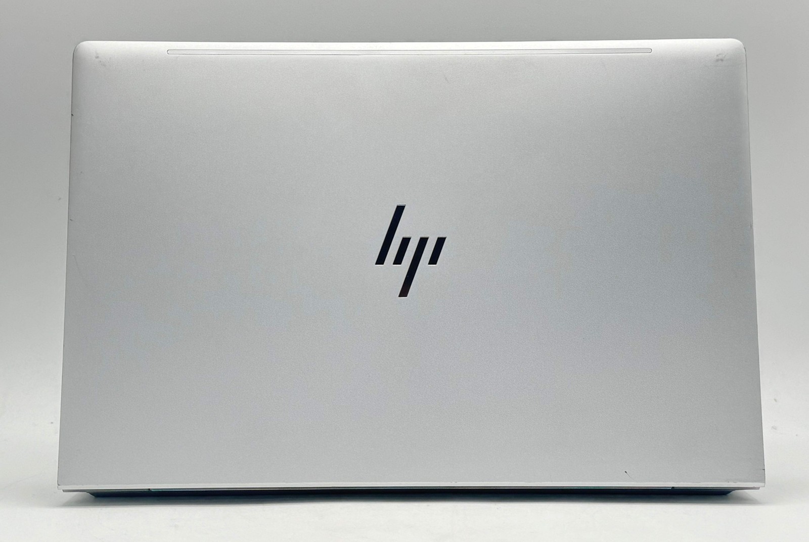 HP EliteBook 640 G10 14″ Core i5 13th Gen 8GB 256GB Silver Used