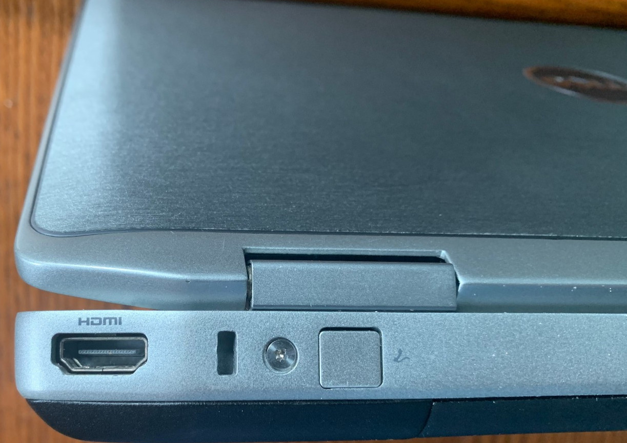Dell Latitude E6430 14 Inch (149GB , Core I5-3320m, 2.6 GHz, 4GB) Laptop