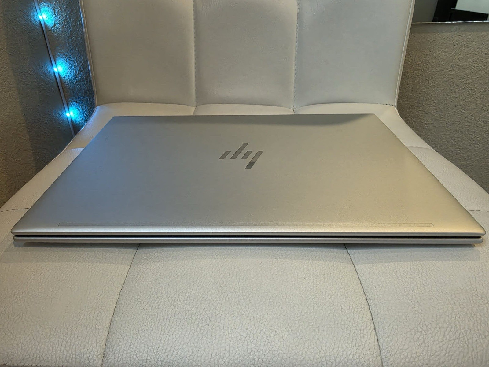 HP EliteBook 845 G11 AMD Ryzen 5 PRO 8540U w/ Radeon 740M Graphics (3.20GHz)