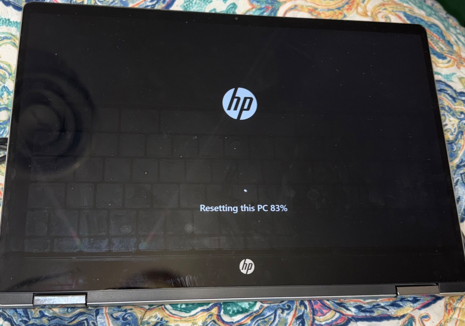 HP Pavilion x360 Convertible 2-in-1 Laptop, 14″ Full HD Silver and Black