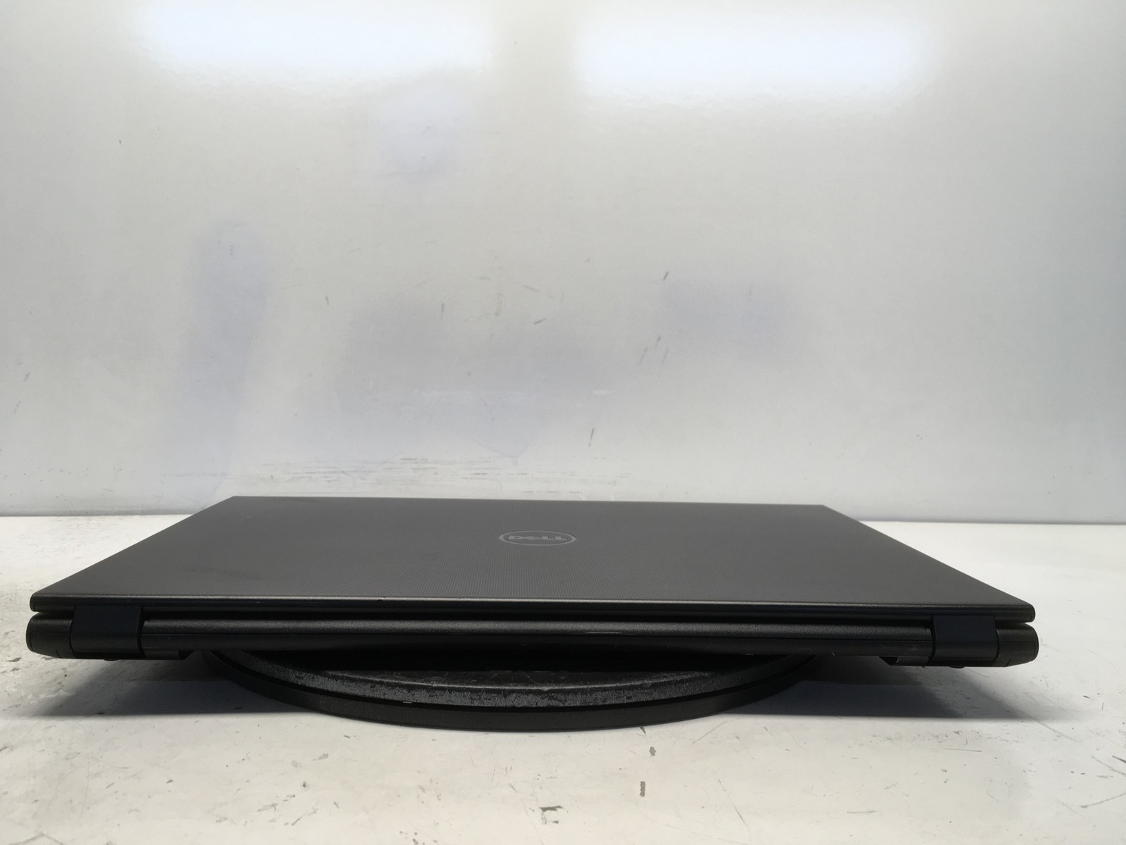 Dell Inspiron 3542 Intel i3-4030U 1.9GHz 4 GB NO HDD No Batt