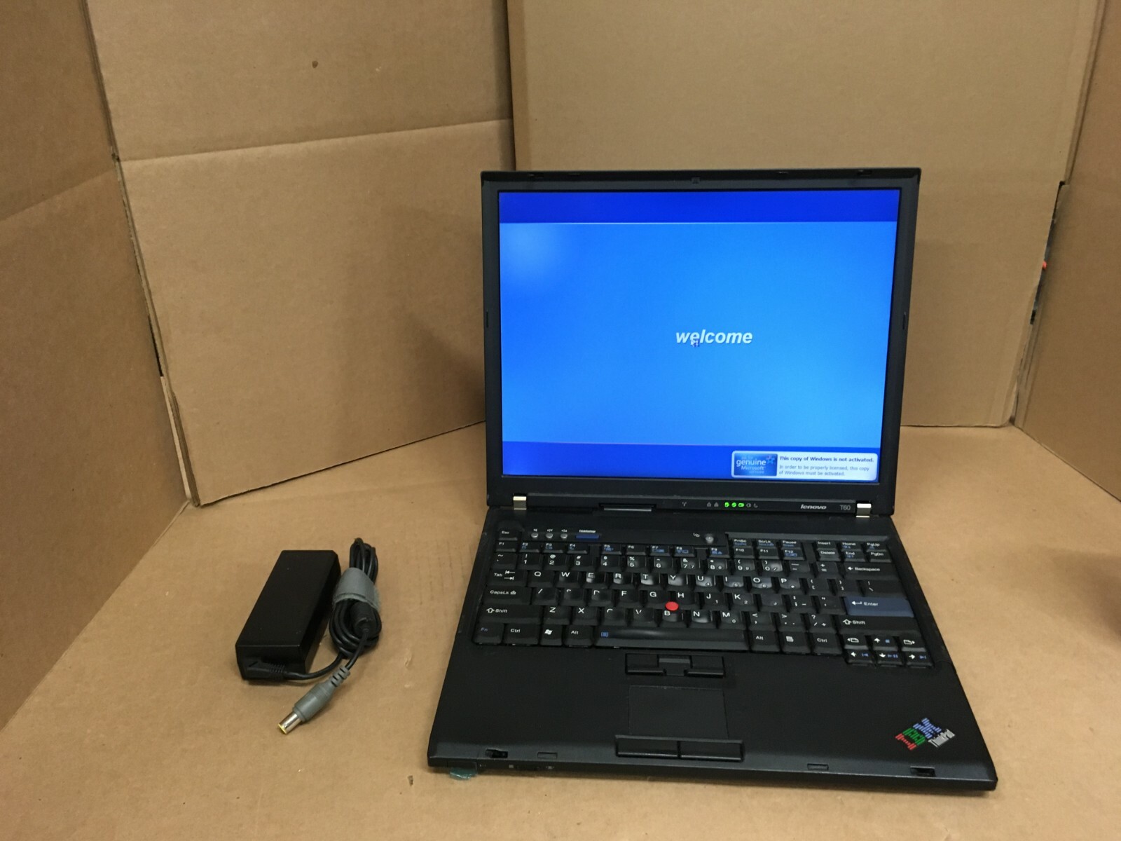 IBM ThinkPad T60 14.1″ Intel T2400 1.83GHz 1.5GB RAM 60GB HDD WINDOWS XP