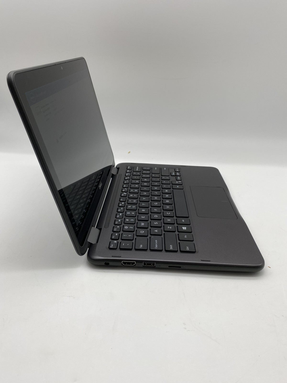 Dell Inspiron 3185 Laptop AMD A6-9220e Radeon R4 1.6GHz 4GB RAM 32GB SSD No oS