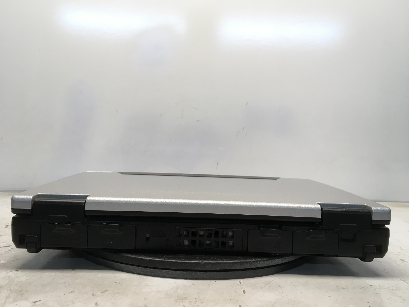 Panasonic CF-52 Intel i3-330M 2.13GHz No RAM NO HDD No Batt