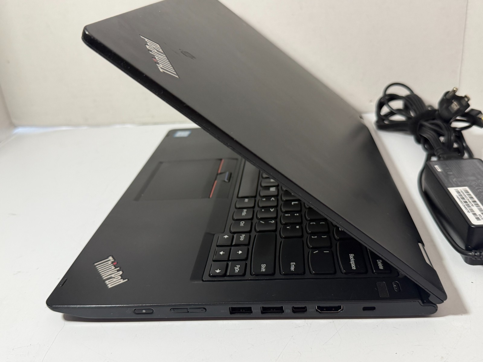 LENOVO Laptop P40 YOGA 14″2- in-1 Touch i7-6500U 16GB RAM 1TB SSD Quadro M500M