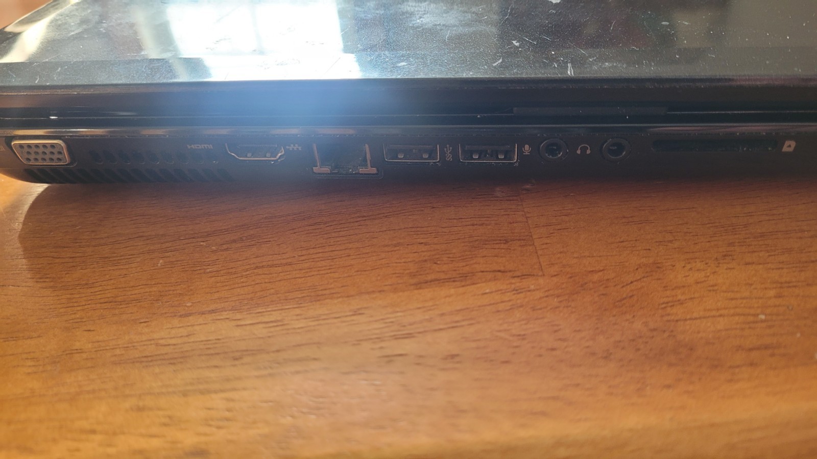 HP Pavilion g7 Laptop Intel Core i3 6GB RAM 500GB HDD Windows 8 17.3” Dolby
