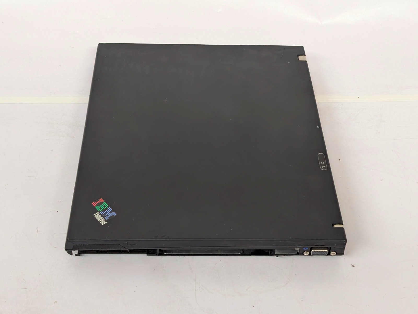 IBM ThinkPad T42 laptop; for parts or repair; 4 beeps 4 times; not powering on