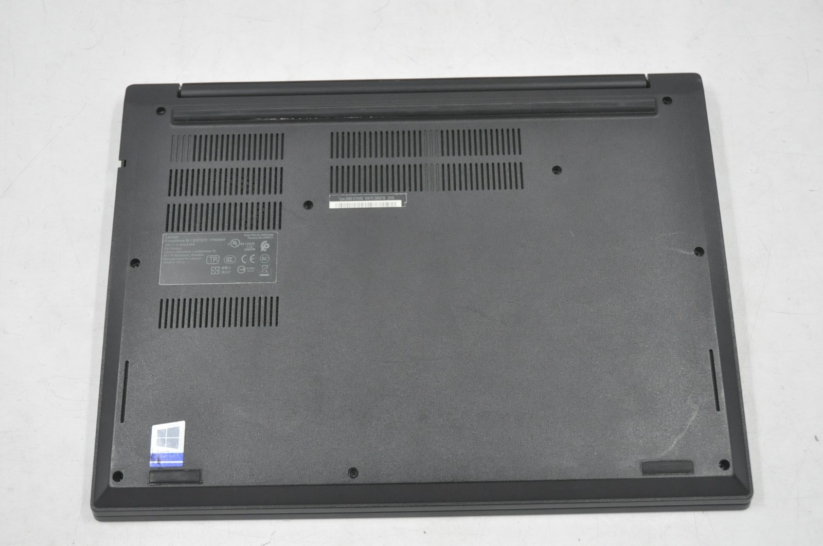 Lenovo E5470 AMD Ryzen 3500U 6GB RAM No HDD #1552