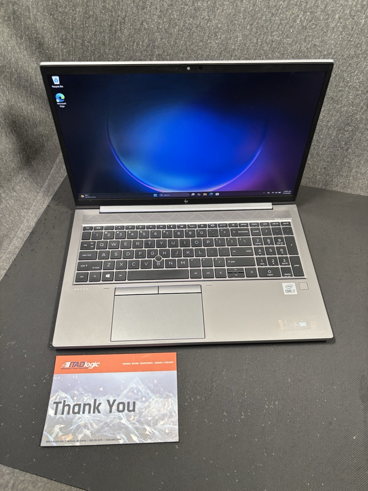 HP ZBook Firefly 15 G7 TOUCH i7-10510u 16GB 256GB NVMe Quadro P520 W11P J12207
