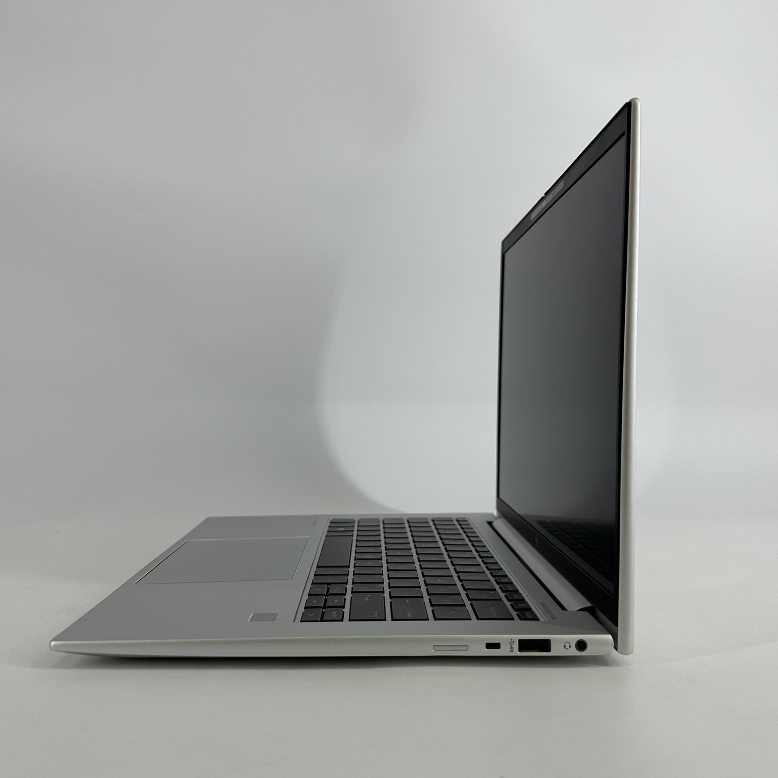 HP Elitebook 845 G10 14 FHD+ TOUCH 3.3 GHz Ryzen 7 PRO 7840U 16GB 512GB SSD
