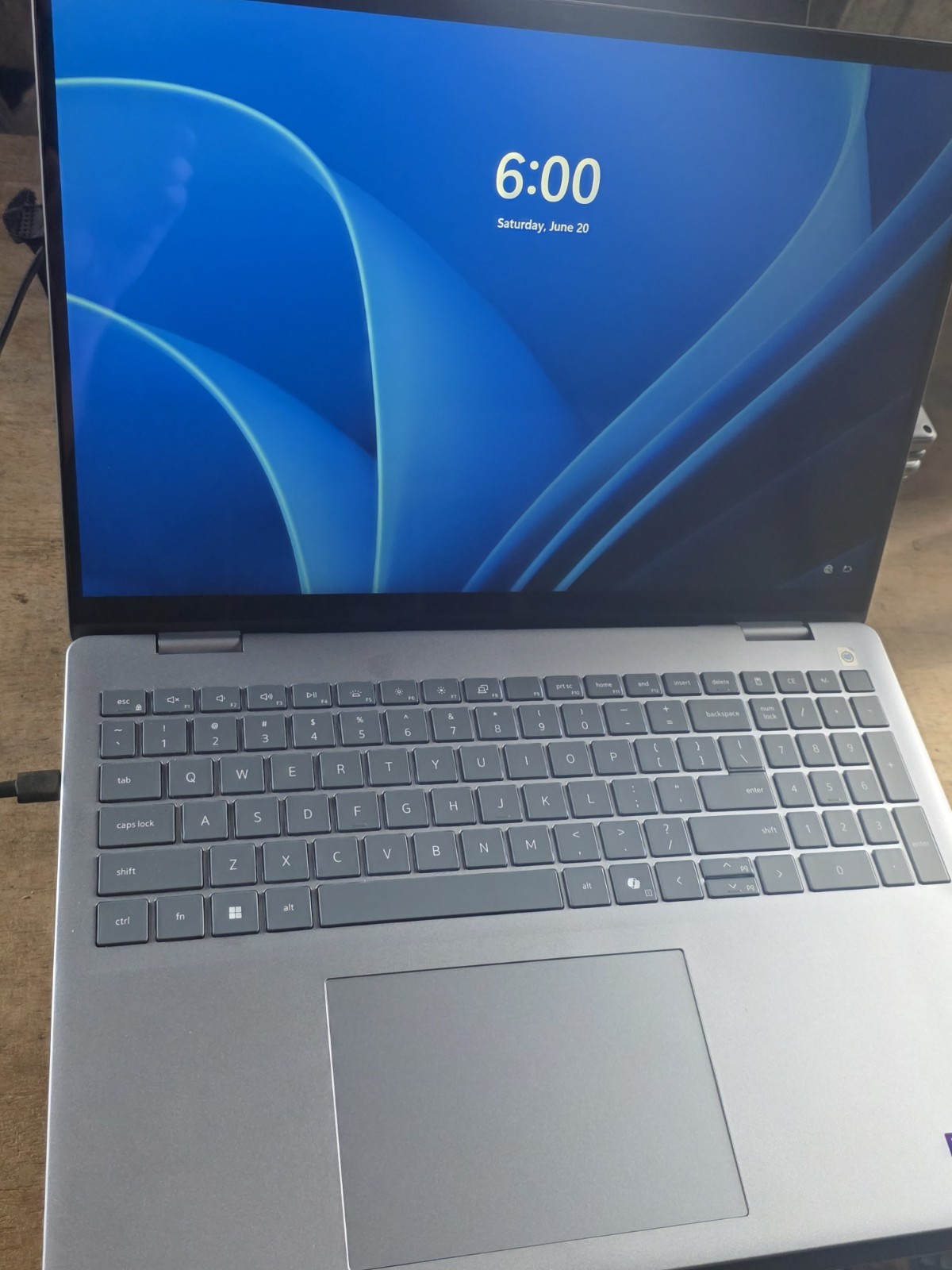 Dell 16 Plus DB16250 16 Silver FHD 3.3 GHz Ultra 9 288V 32GB 1TB SSD Qvf4