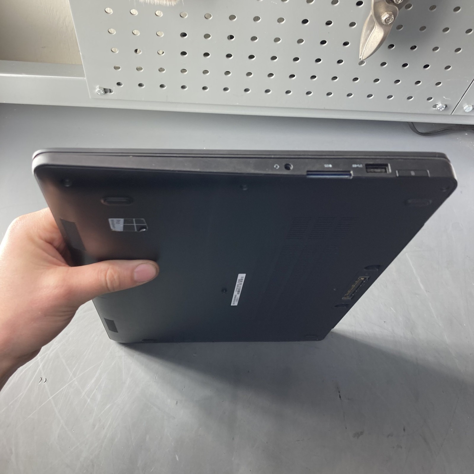 Dell Latitude E7470 14″ FHD i7-6600U@2.6GHz 16GB RAM 256GB SSD Windows 11