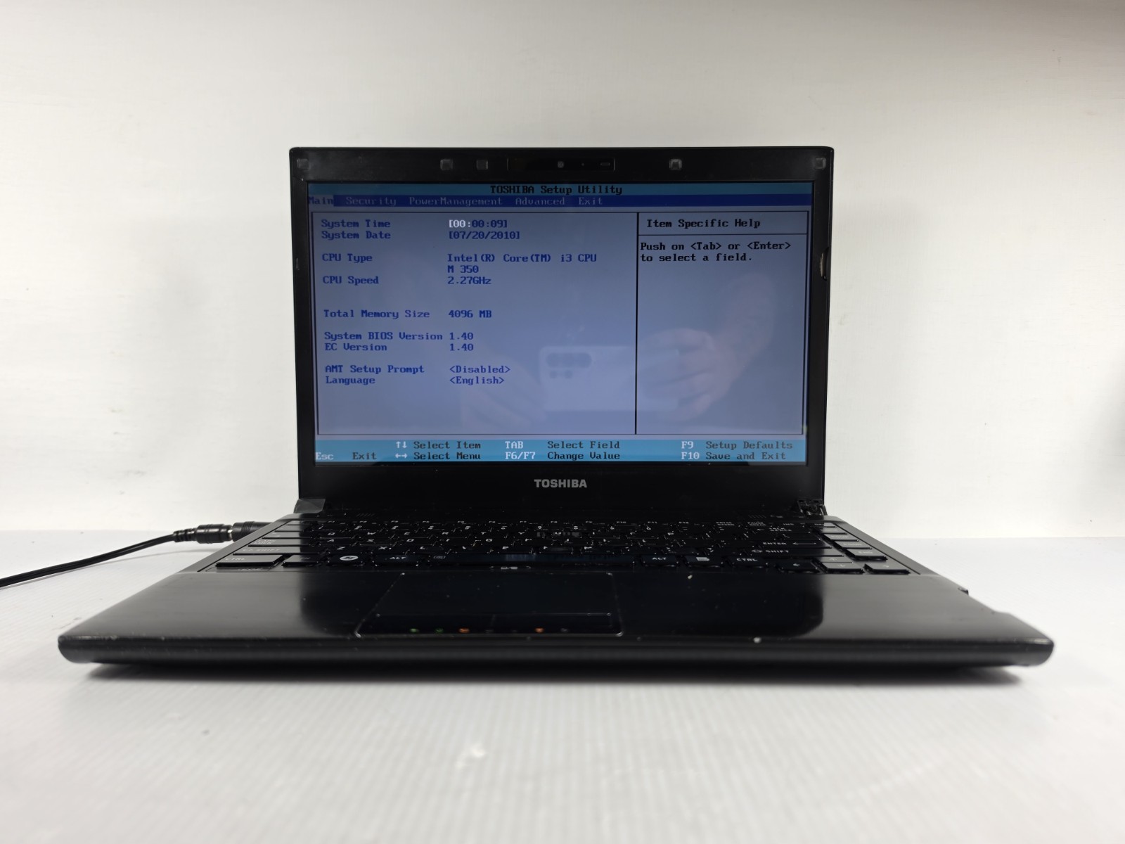Toshiba Portege R705-P25 laptop 4GB NO HDD