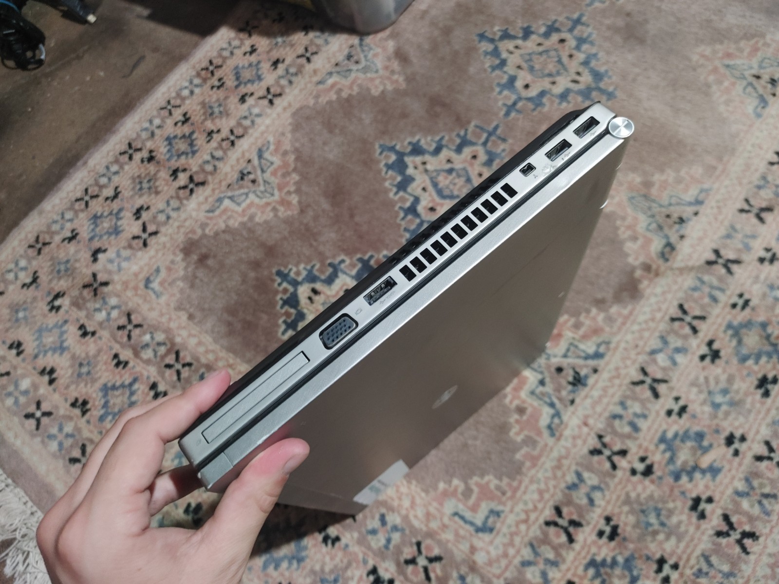 HP EliteBook 8560P Laptop 15.6″ i5 2520M, 4GB RAM, 250GB HDD, HD 6470M, Win 11