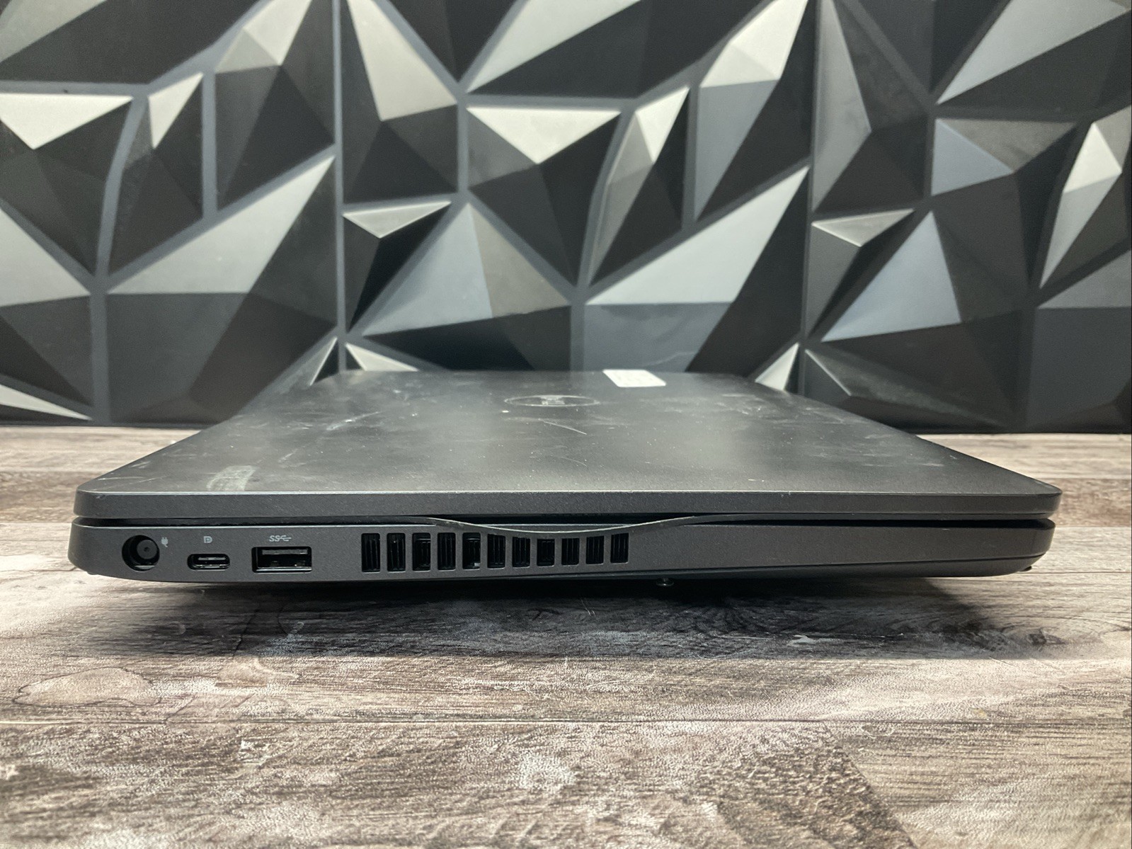 Dell Latitude 5500 / Intel Core i5 8th Gen / BIOS Unlocked / Parts Repair / J6