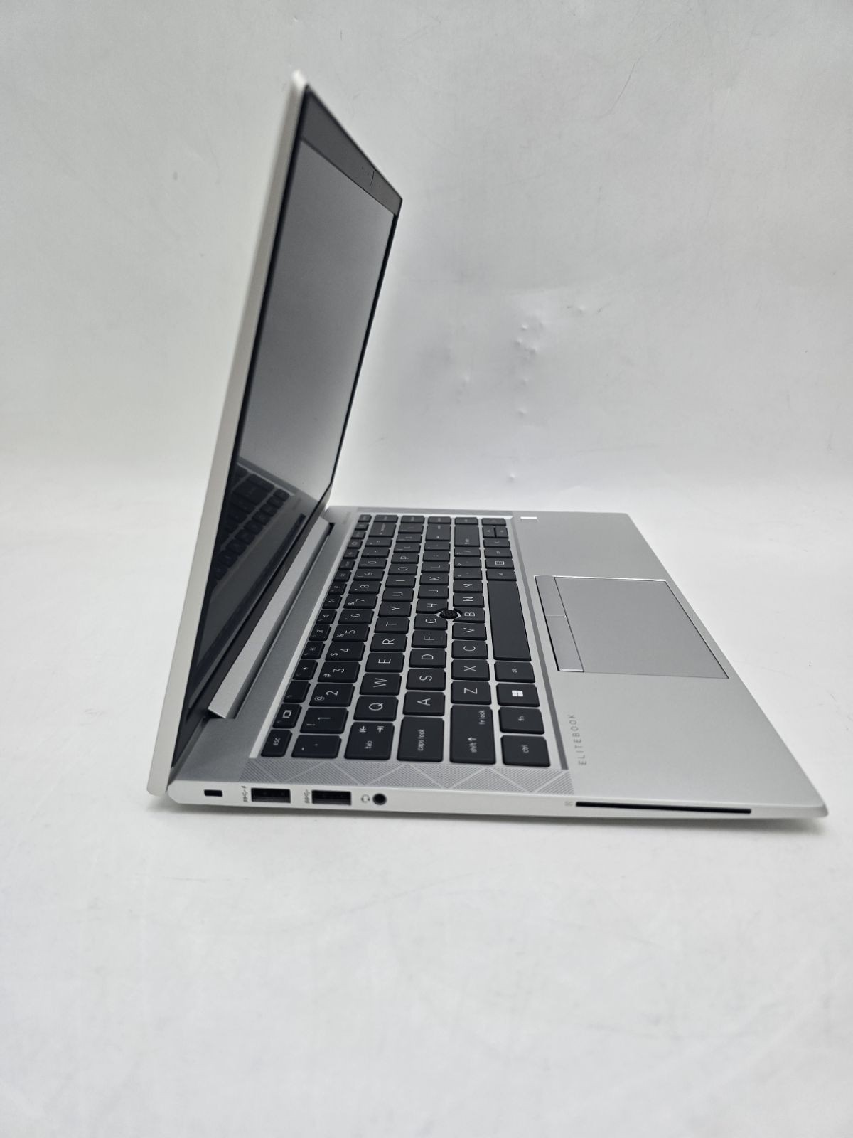HP ELITEBOOK 845 G8 14″ FHD AMD RYZEN 5 PRO 5650U 16GB 256GB NO CAMERA – SILVER